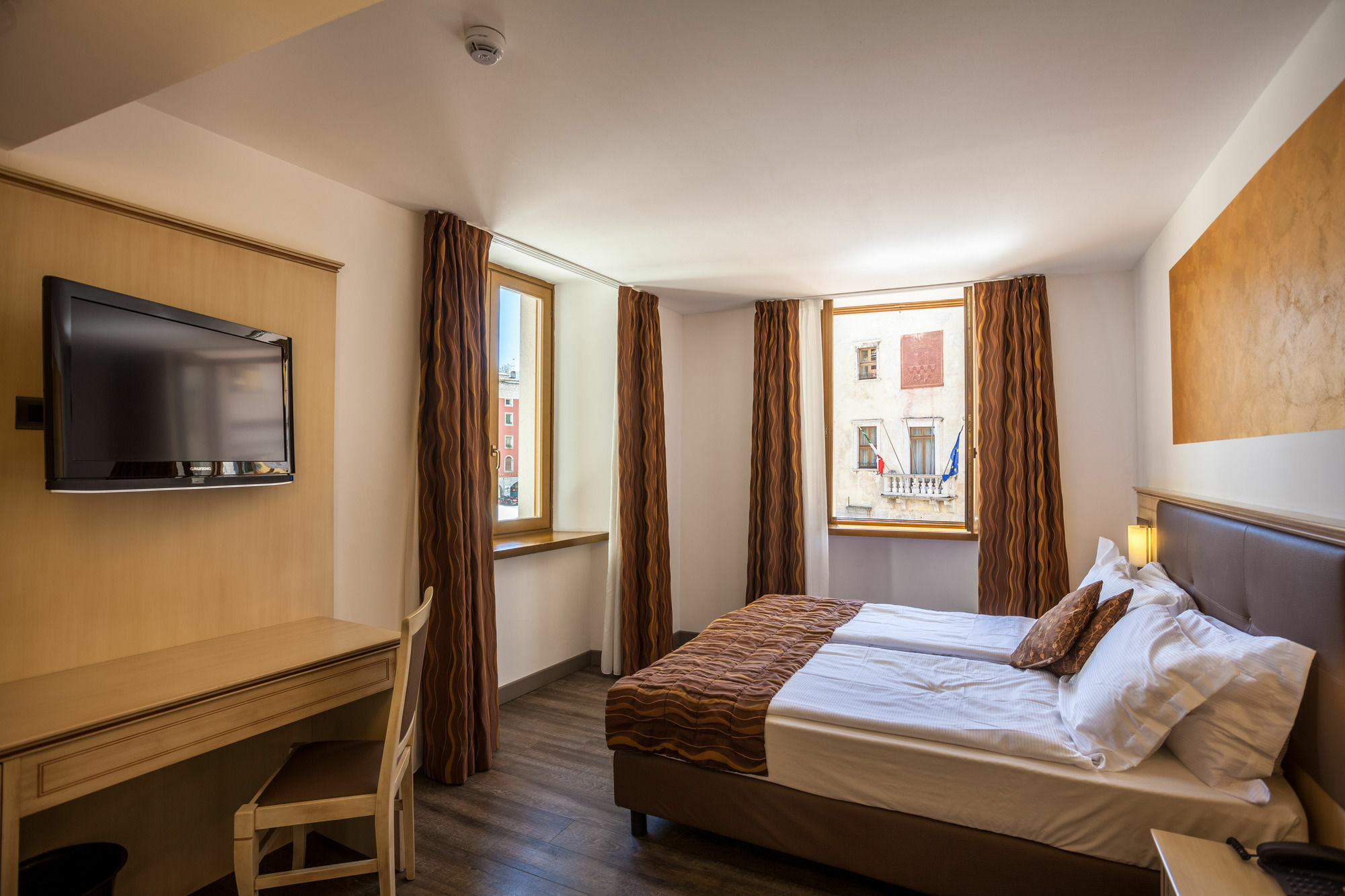 Hotel Portici - Romantik & Wellness Riva del Garda Exteriér fotografie